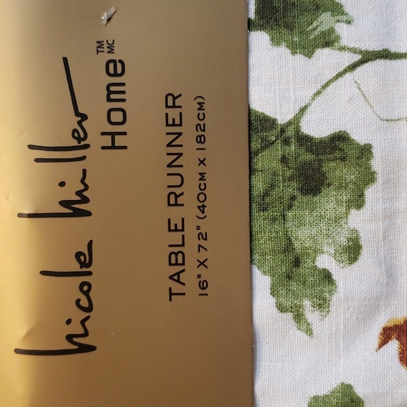 Nicole Miller Home NWT 72 x 16 Small Beaded Pumpkins with Fringe Table Runner - Picture 8 of 8